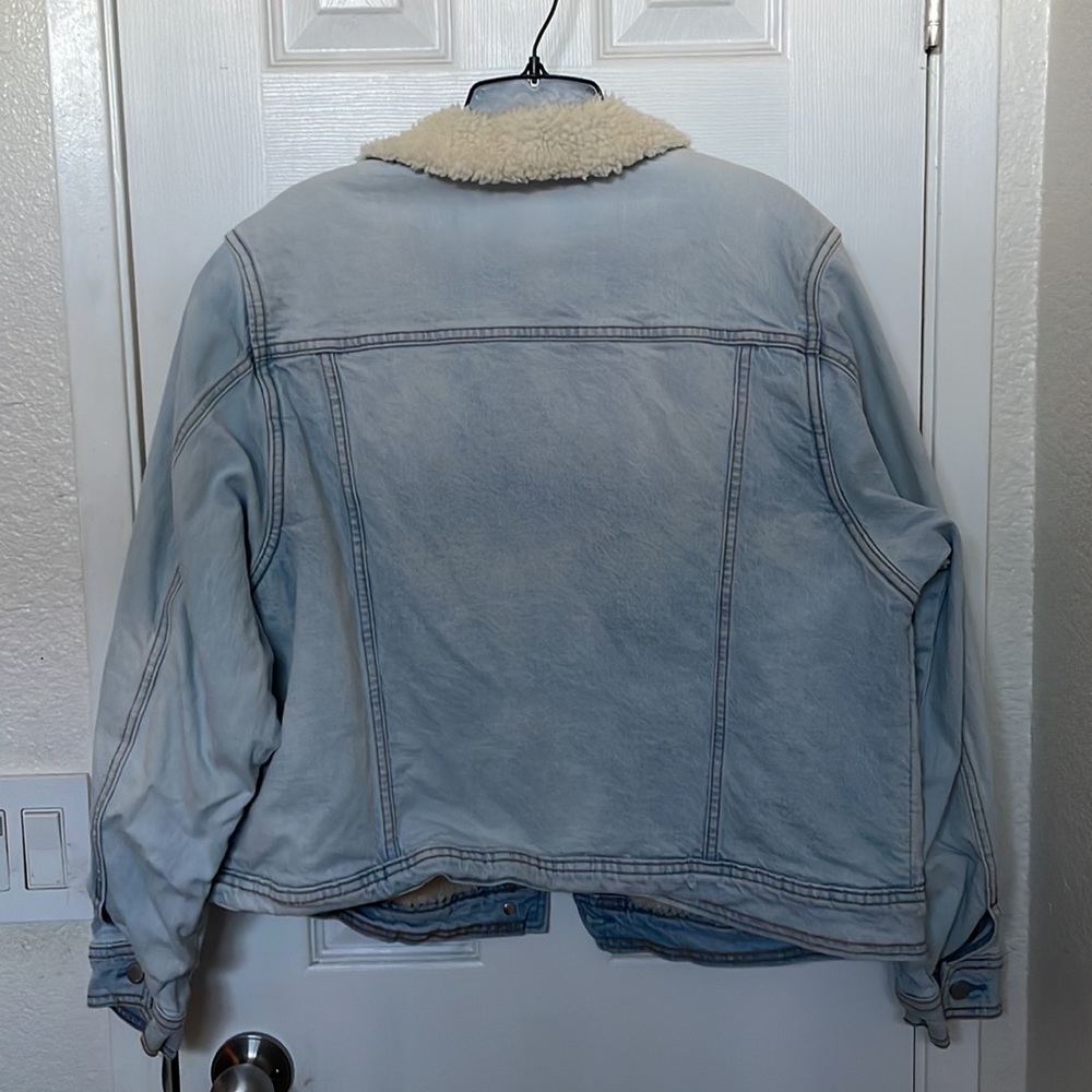 Sherpa lined Jacket - Picture 3 of 3